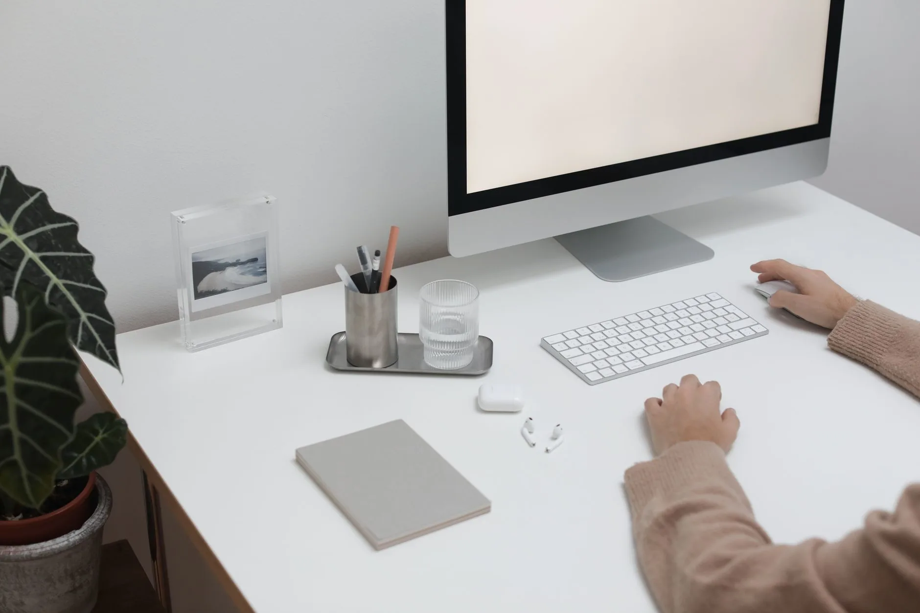 Agent Memory làm tệp tin lưu trữ: Giải pháp giúp AI thấu hiểu hành trình khách hàng trên website