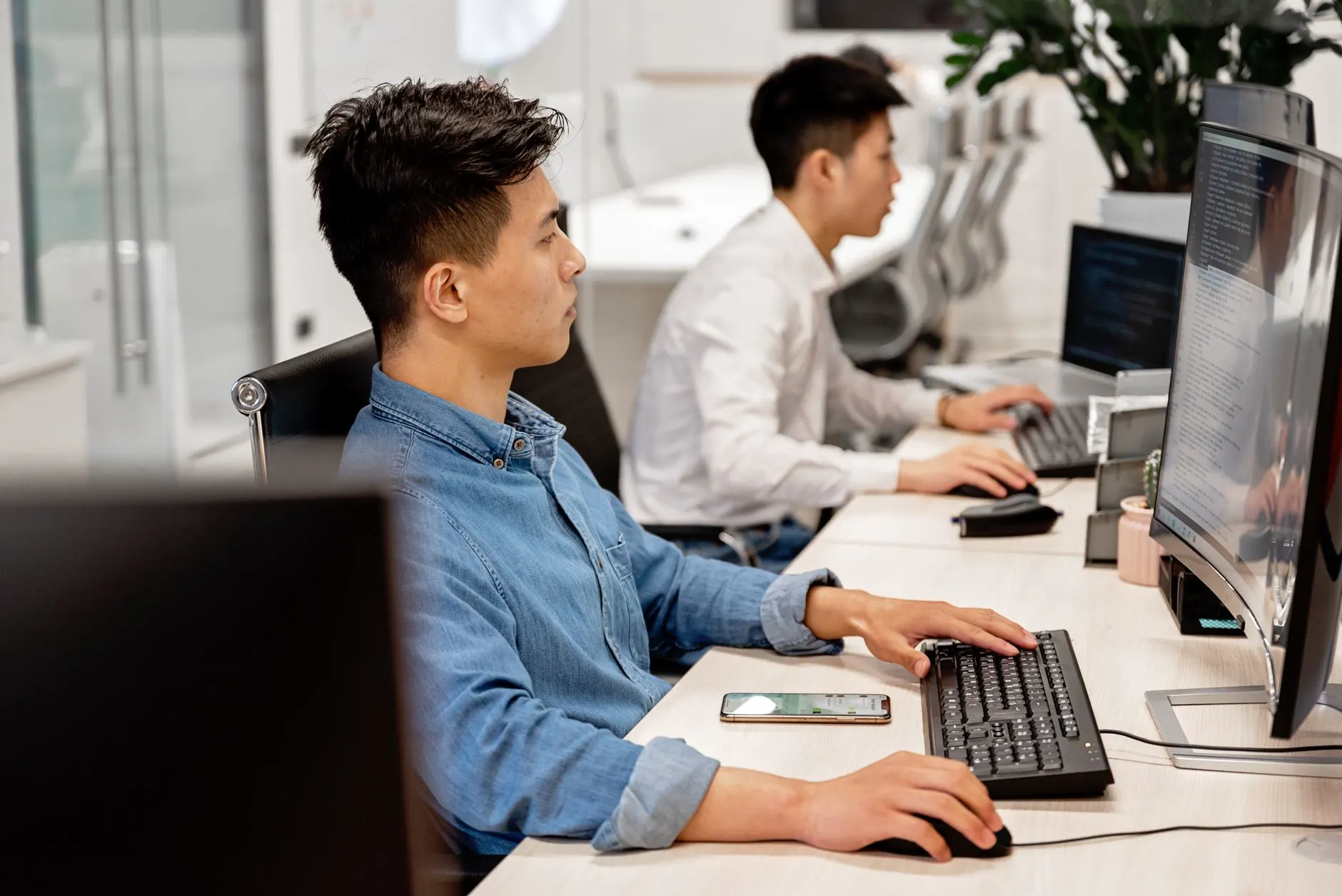 Sự suy giảm kỹ năng lập trình trong kỷ nguyên AI: Rủi ro tiềm ẩn cho hạ tầng website doanh nghiệp